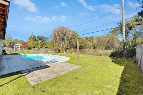 2424 1ST Place SW Vero Beach FL 32962