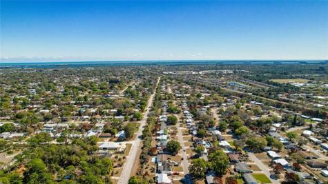 2424 1ST Place SW Vero Beach FL 32962