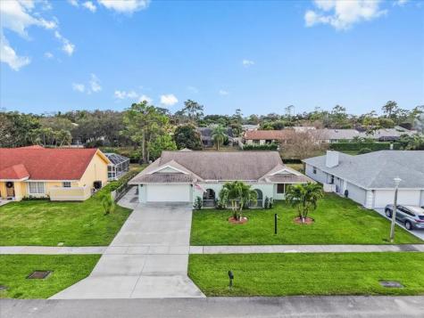 13812 Columbine Avenue Wellington FL 33414