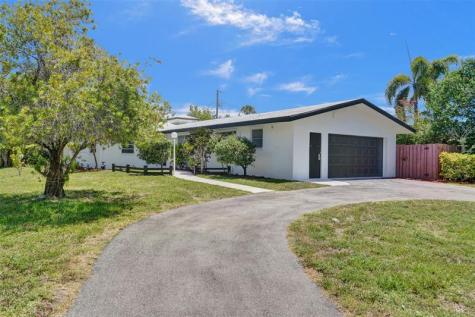 4017 NE 18th Avenue Oakland Park FL 33334