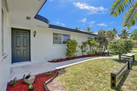 4017 NE 18th Avenue Oakland Park FL 33334