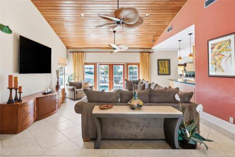 630 SE 9th Avenue Pompano Beach FL 33060