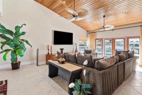 630 SE 9th Avenue Pompano Beach FL 33060