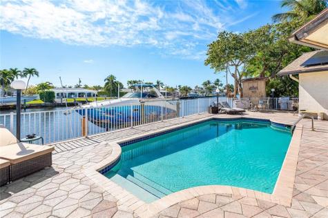 630 SE 9th Avenue Pompano Beach FL 33060
