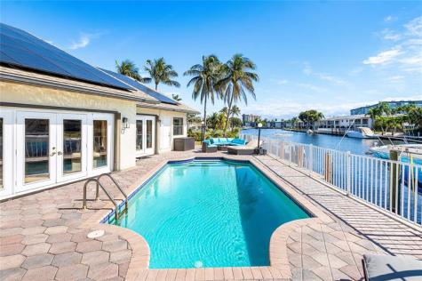 630 SE 9th Avenue Pompano Beach FL 33060