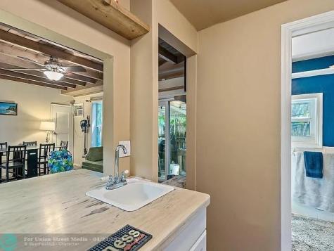 400 45TH Street West Palm Beach FL 33407