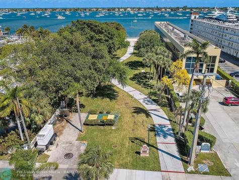 400 45TH Street West Palm Beach FL 33407