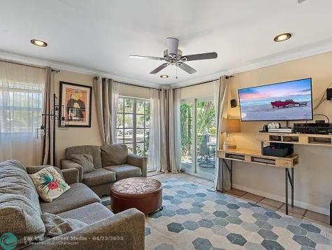 400 45TH Street West Palm Beach FL 33407