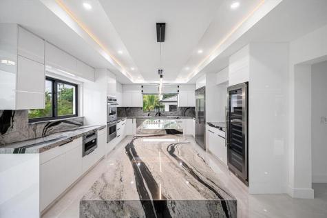 10201 SW 64th Street Miami FL 33173