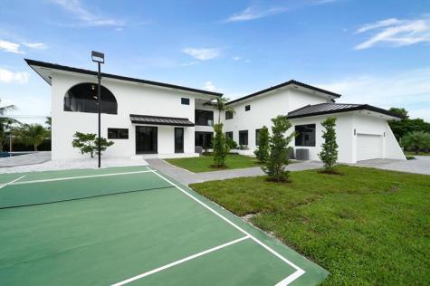 10201 SW 64th Street Miami FL 33173