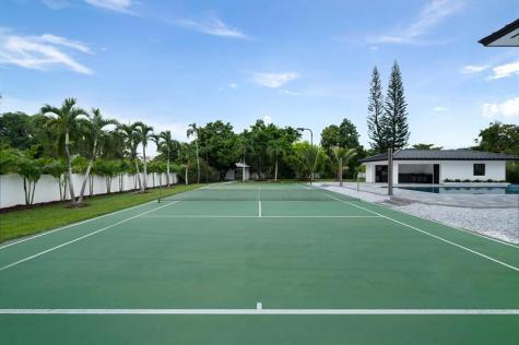10201 SW 64th Street Miami FL 33173