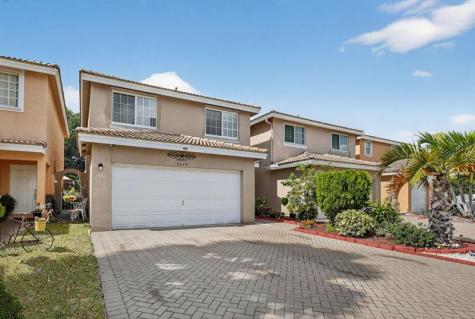 5449 NW 95th Avenue Sunrise FL 33351