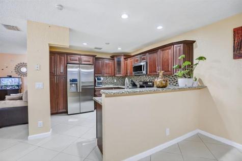 5449 NW 95th Avenue Sunrise FL 33351