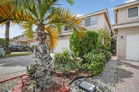 5449 NW 95th Avenue Sunrise FL 33351