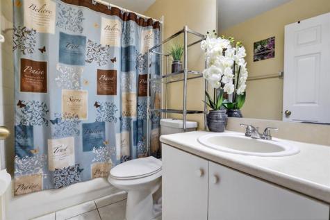 5449 NW 95th Avenue Sunrise FL 33351