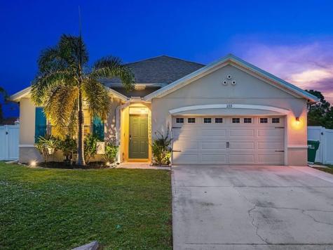 233 Periwinkle Drive Sebastian FL 32958