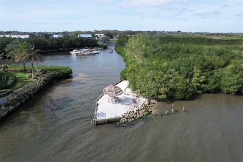 9745 N Marina Drive Sebastian FL 32958