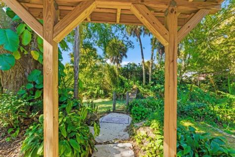 15323 E State Road 78 Okeechobee FL 34974