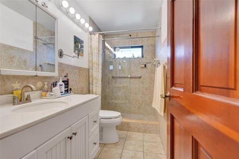 1321 Mango Isle Fort Lauderdale FL 33315