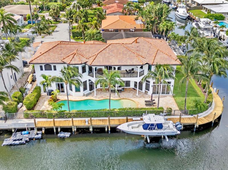 1261 NE 27th Way Pompano Beach FL 33062