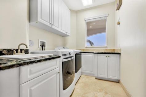 1261 NE 27th Way Pompano Beach FL 33062