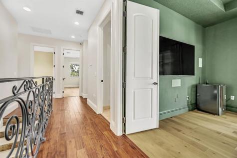 1261 NE 27th Way Pompano Beach FL 33062
