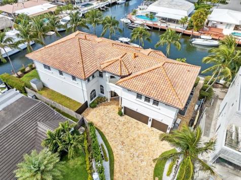 1261 NE 27th Way Pompano Beach FL 33062