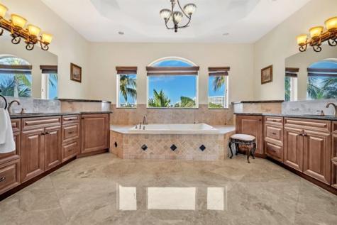 1261 NE 27th Way Pompano Beach FL 33062