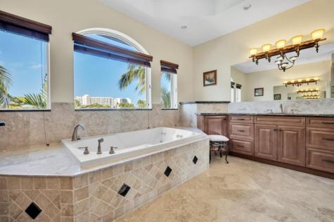 1261 NE 27th Way Pompano Beach FL 33062