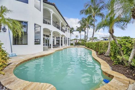 1261 NE 27th Way Pompano Beach FL 33062