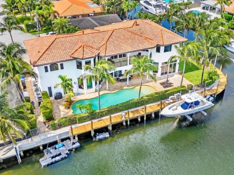 1261 NE 27th Way Pompano Beach FL 33062