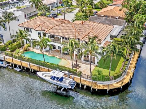 1261 NE 27th Way Pompano Beach FL 33062