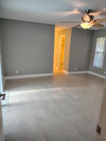 4811 Dorchester Mews Haverhill FL 33415