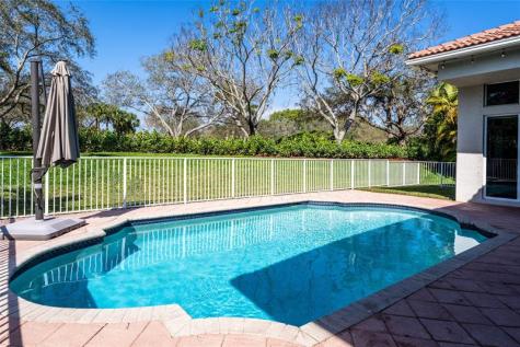 6897 NW 107th Terrace Parkland FL 33076