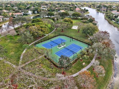 6897 NW 107th Terrace Parkland FL 33076