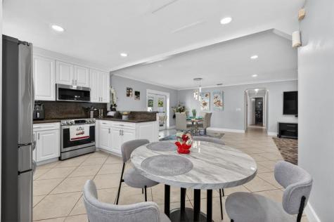 401 NW 39th Street Deerfield Beach FL 33064