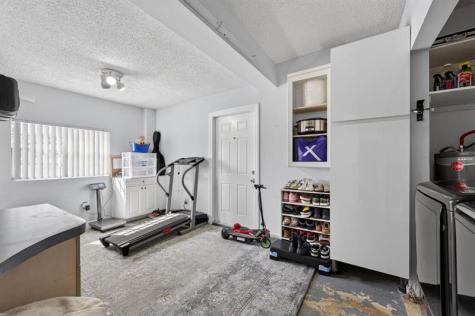 401 NW 39th Street Deerfield Beach FL 33064