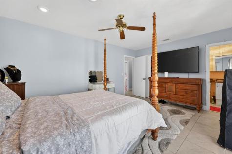 401 NW 39th Street Deerfield Beach FL 33064