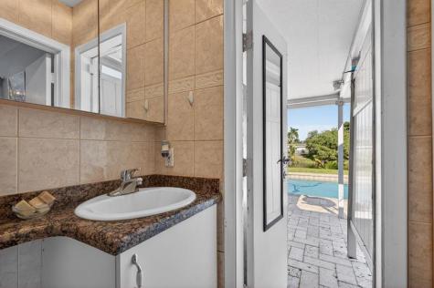 401 NW 39th Street Deerfield Beach FL 33064