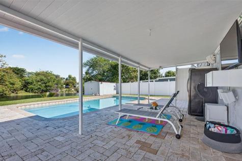 401 NW 39th Street Deerfield Beach FL 33064