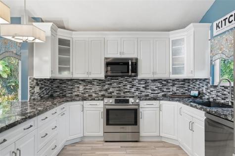 2727 NW Florida Avenue Stuart FL 34994