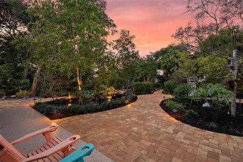 2727 NW Florida Avenue Stuart FL 34994