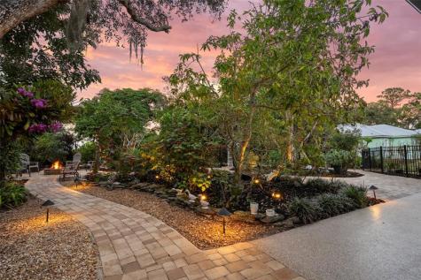 2727 NW Florida Avenue Stuart FL 34994