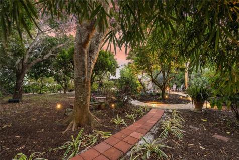 2727 NW Florida Avenue Stuart FL 34994