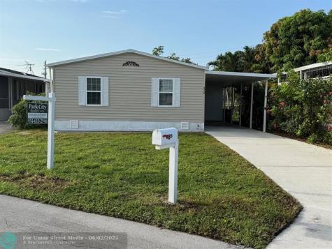 8550 SW 23rd Place Davie FL 33324