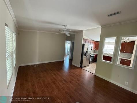 8550 SW 23rd Place Davie FL 33324
