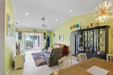 7631 NW 87th Terrace Tamarac FL 33321