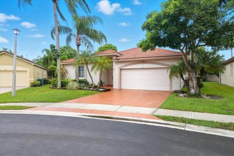7631 NW 87th Terrace Tamarac FL 33321