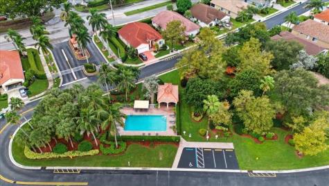 7631 NW 87th Terrace Tamarac FL 33321