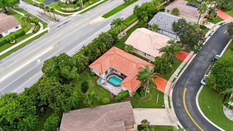 7631 NW 87th Terrace Tamarac FL 33321